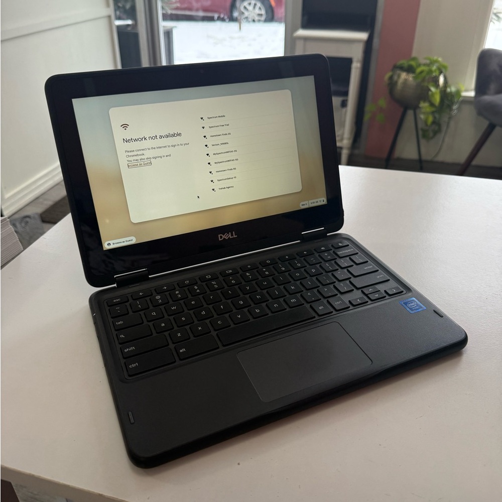 Dell Chromebook Touchscreen Chromebook - HD 32GB Flash Memory, Black